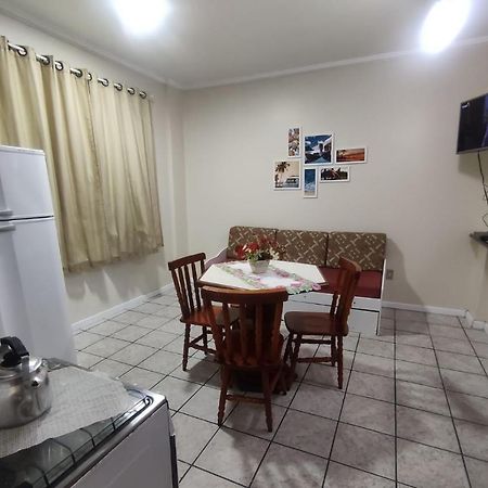 Afonso Cardoso Da Veiga Apartment ฟลอเรียนอโปลิส ภายนอก รูปภาพ